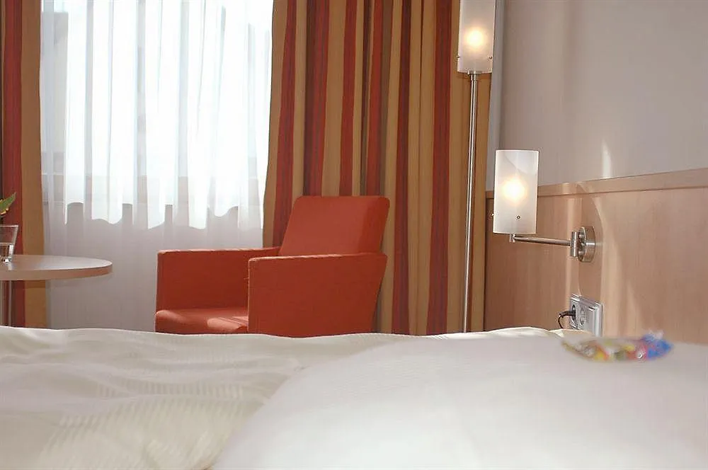 Hotel Filderland - Stuttgart Messe - Airport - Self Check-In 3*, Leinfelden-Echterdingen